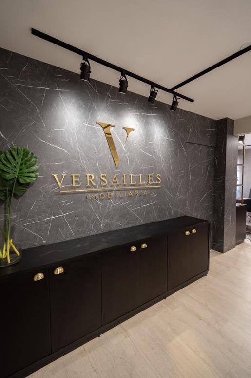 WhatsApp Image 2022-11-18 at 17.44.23 (11) (Copy)